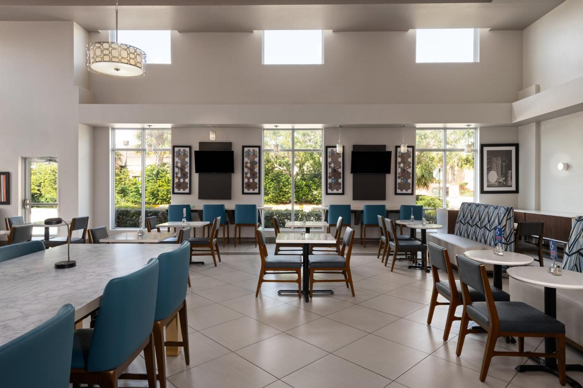 Holiday Inn Express & Suites Boynton Beach West By Ihg Extérieur photo