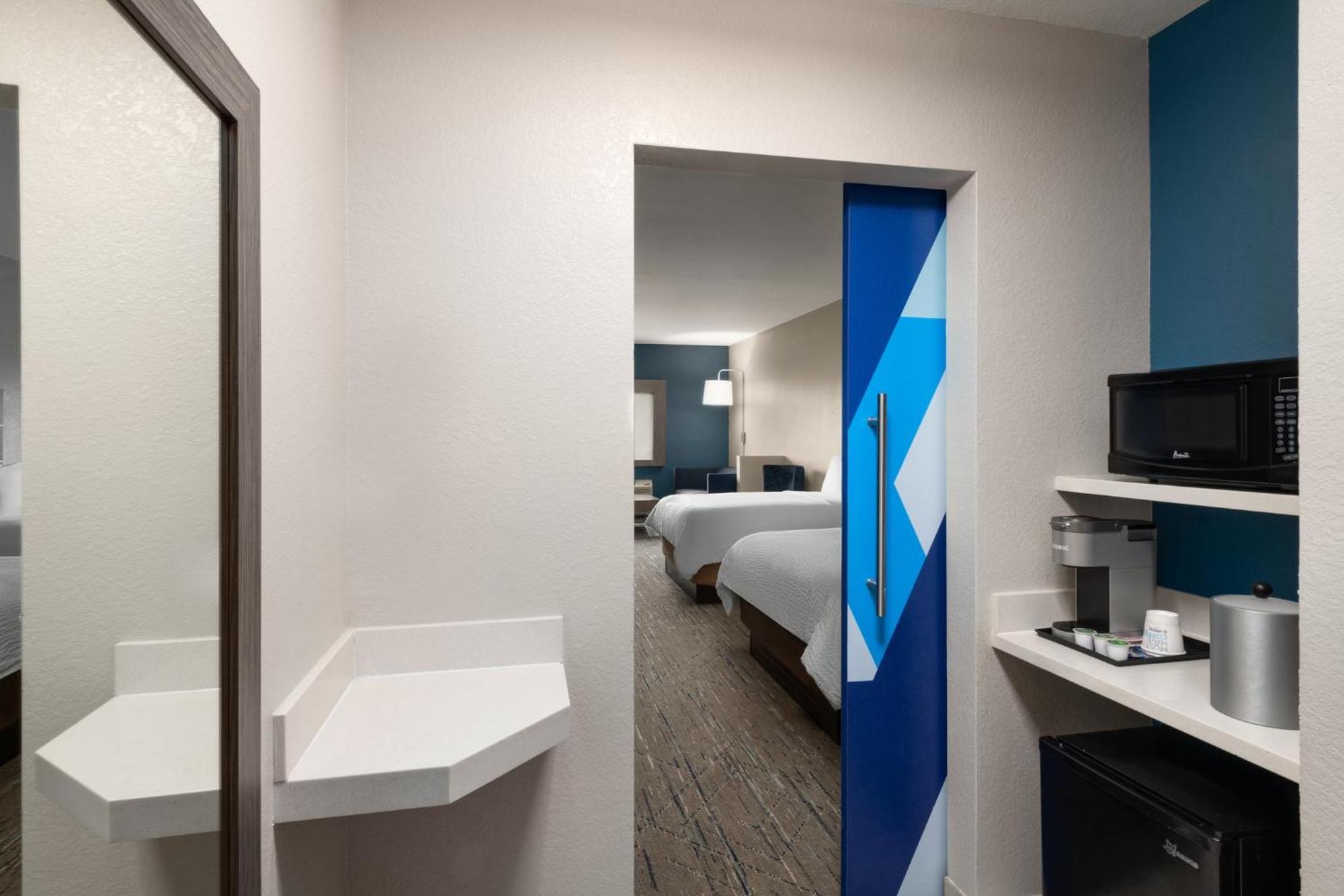Holiday Inn Express & Suites Boynton Beach West By Ihg Extérieur photo