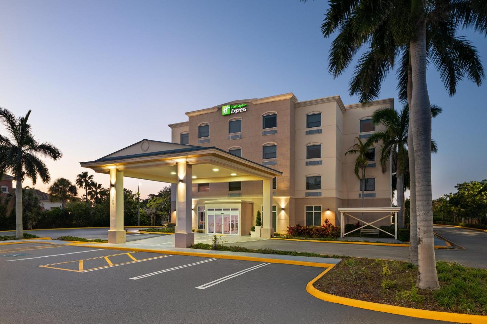 Holiday Inn Express & Suites Boynton Beach West By Ihg Extérieur photo