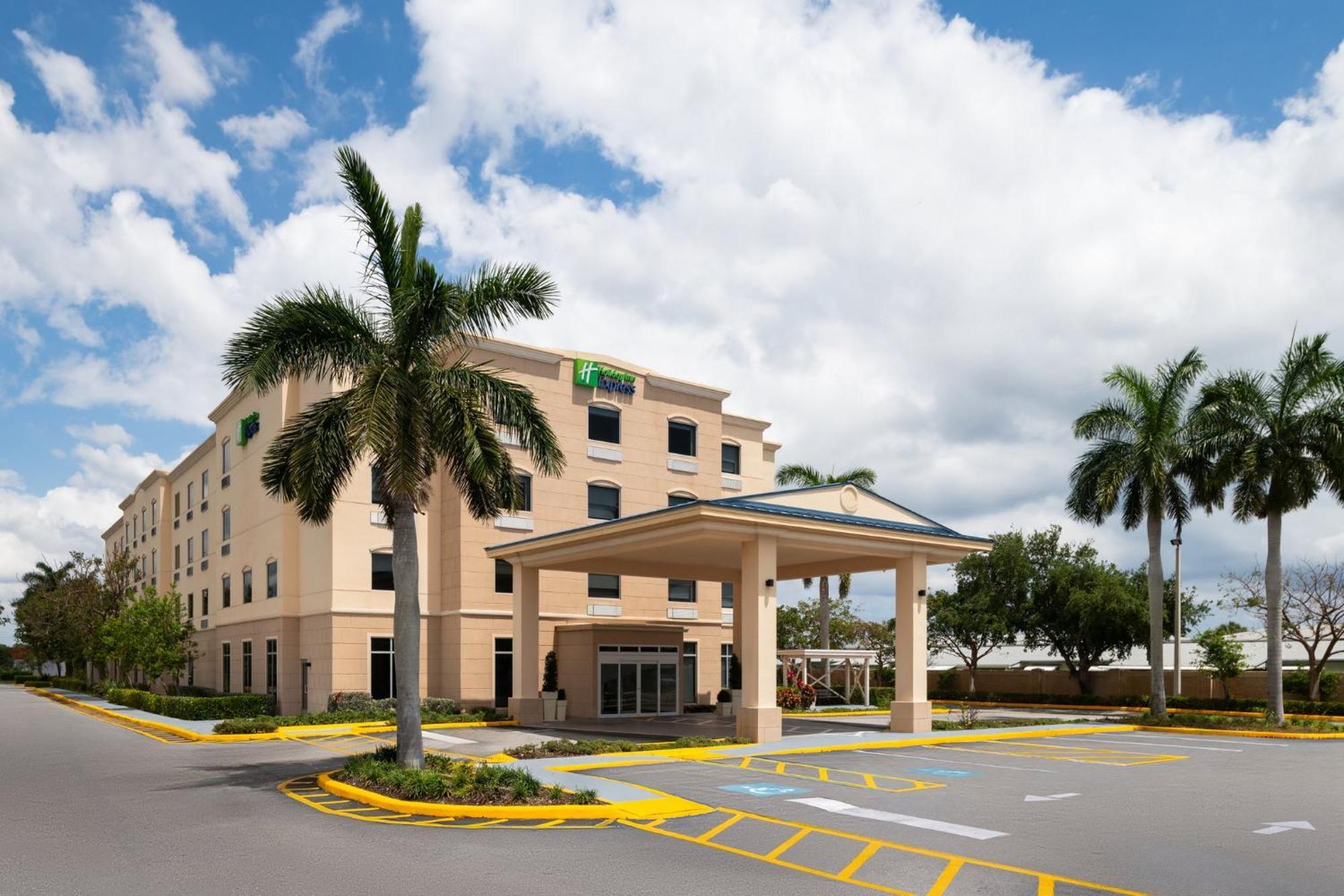 Holiday Inn Express & Suites Boynton Beach West By Ihg Extérieur photo